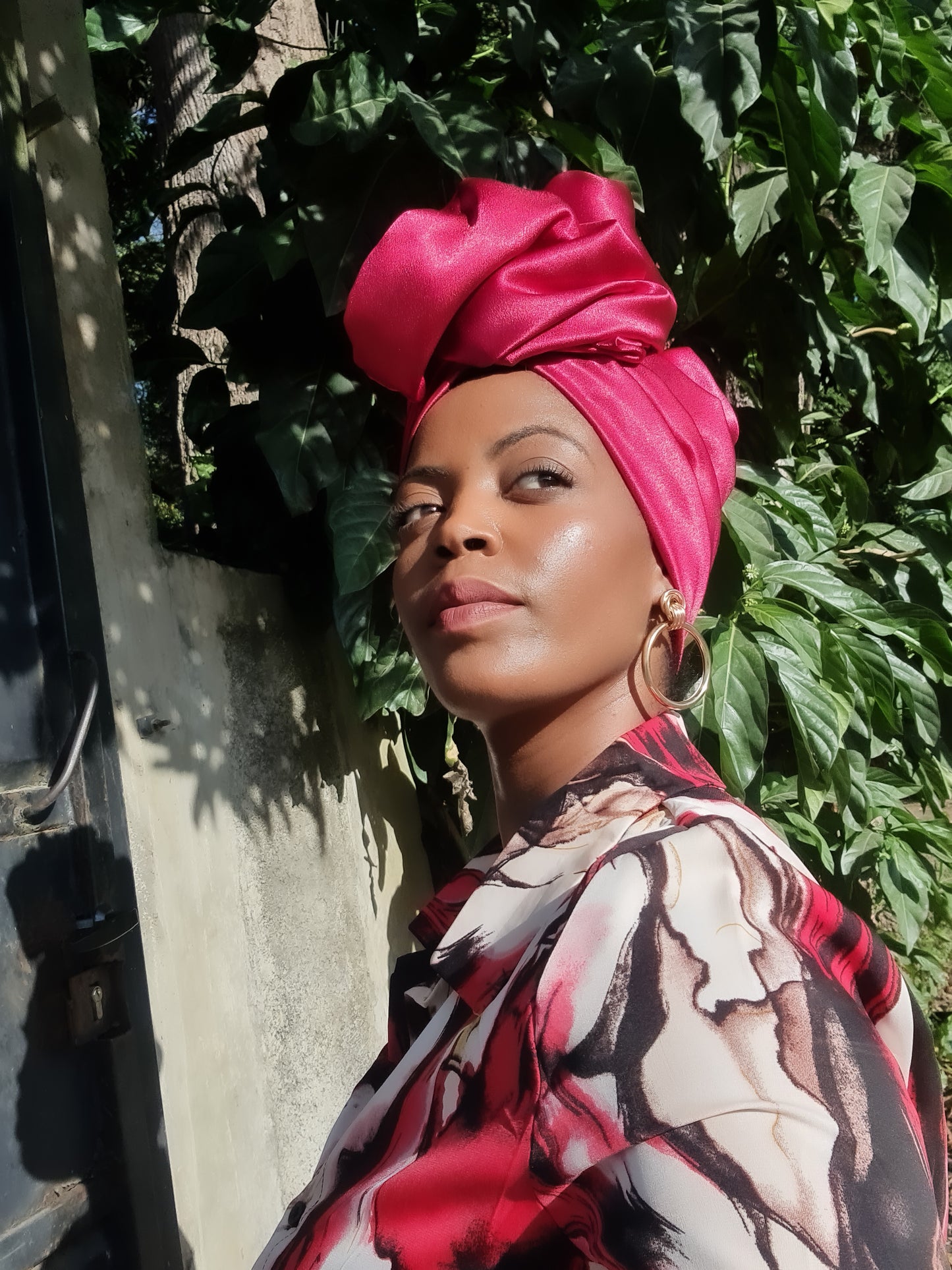 Bonnet flex rouge bordeaux satin duchesse